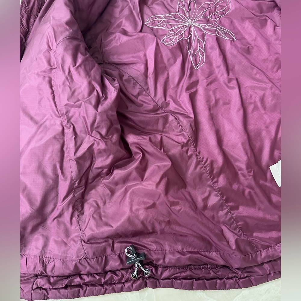 Mountain Hardwear Women's Micro Thermostatic
Jacket - Picture 7 of 7